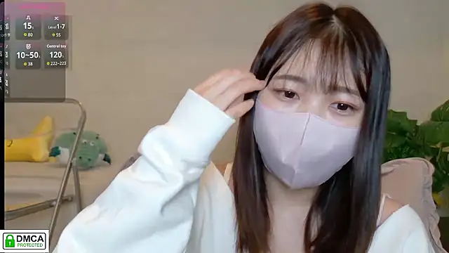 Snapshot of SUZU_ chatting on February 11, 4:06 am SUZU online show from February 11, 4:06 am