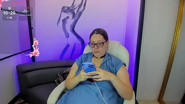 NiickyJones online show from January 28, 10:23 pm