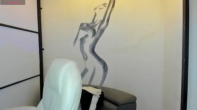 NiickyJones online show from March 9, 12:53 am