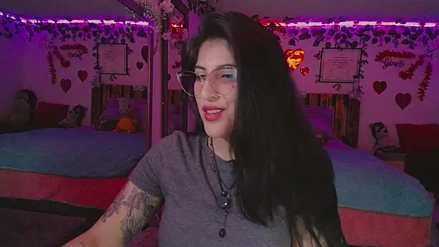 Snapshot of azahar__ziiz chatting on September 18, 10:56 pm azahar ziiz online show from September 18, 10:56 pm