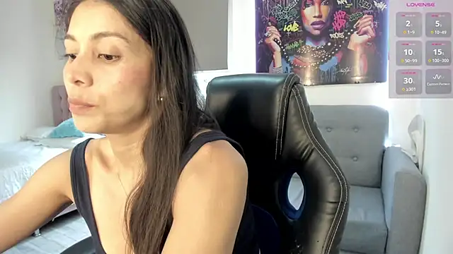 andykiuty online show from March 27, 8:19 pm