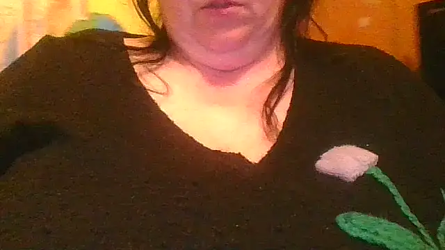 Snapshot of Nataliesbestjuggs chatting on November 13, 10:19 pm Nataliesbestjuggs online show from November 13, 10:19 pm