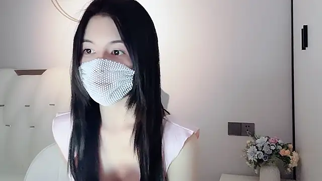 lvy-w online show from December 30, 12:52 pm