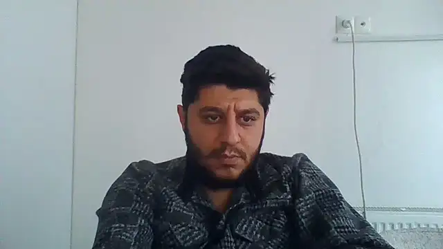 Snapshot of erkekkkadam chatting on December 24, 1:17 pm erkekkkadam online show from December 24, 1:17 pm