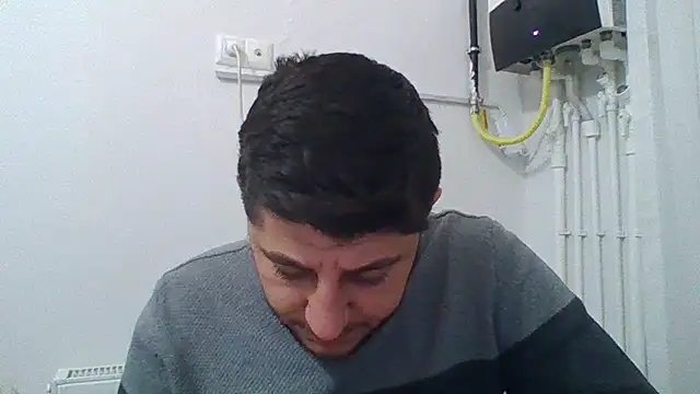 Snapshot of erkekkkadam chatting on January 1, 3:24 pm erkekkkadam online show from January 1, 3:24 pm