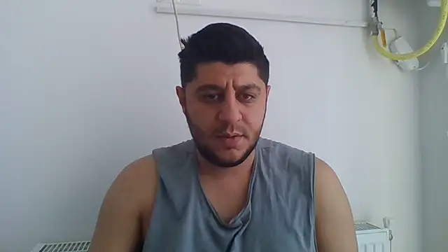 Snapshot of erkekkkadam chatting on February 9, 11:25 am erkekkkadam online show from February 9, 11:25 am