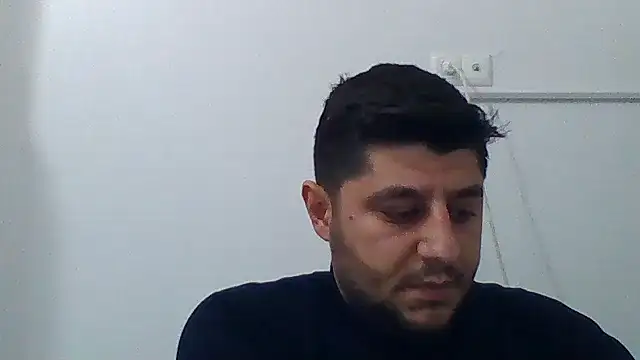 Snapshot of erkekkkadam chatting on November 18, 4:33 pm erkekkkadam online show from November 18, 4:33 pm