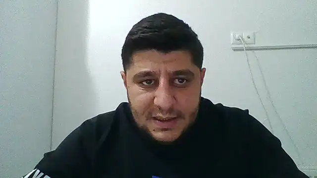 Snapshot of erkekkkadam chatting on December 16, 6:13 pm erkekkkadam online show from December 16, 6:13 pm