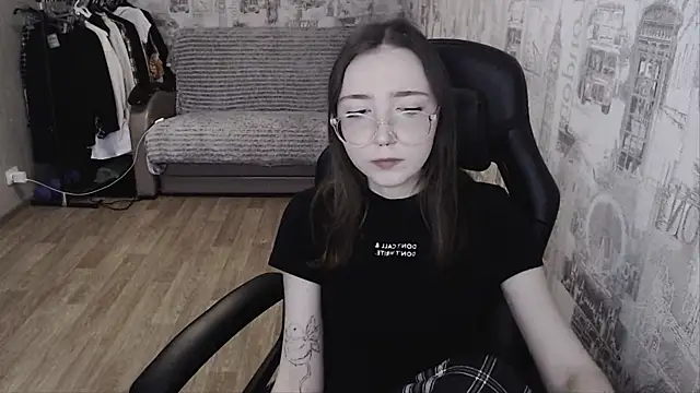 AmeliaKamishiro online show from January 16, 11:58 am