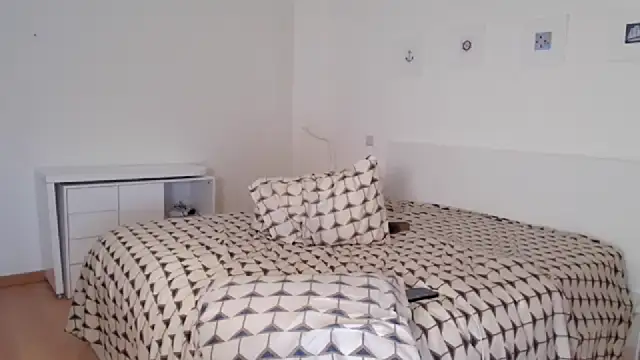 SexyandMarried1 online show from February 24, 3:09 pm