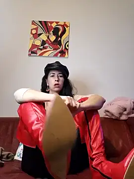 Snapshot of GoddessNat chatting on December 6, 12:38 pm GoddessNat online show from December 6, 12:38 pm