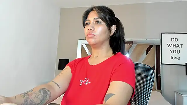 sharlott18 online show from January 12, 3:14 pm