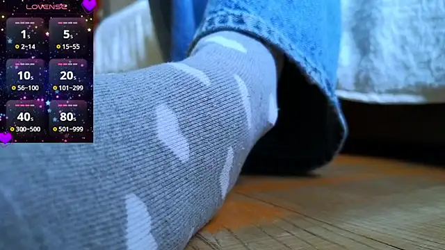 Snapshot of Miss_Flexi_fit chatting on February 14, 9:24 am Miss Flexi fit online show from February 14, 9:24 am