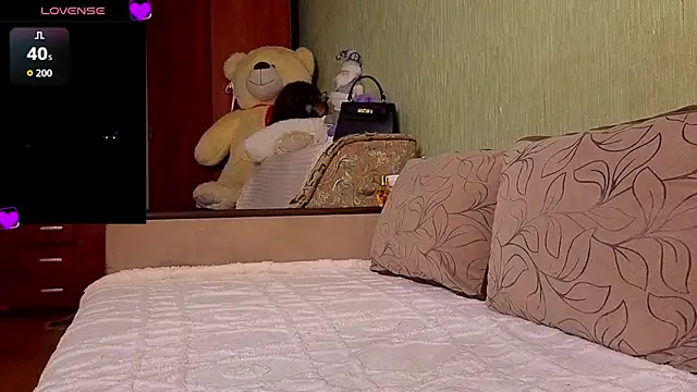 Snapshot of Miss_Flexi_fit chatting on November 5, 4:29 pm Miss Flexi fit online show from November 5, 4:29 pm