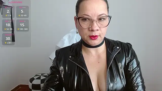 Snapshot of Sex-Psychology chatting on February 12, 8:18 pm Sex-Psychology online show from February 12, 8:18 pm