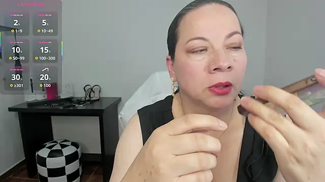 Snapshot of Sex-Psychology chatting on December 1, 9:53 pm Sex-Psychology online show from December 1, 9:53 pm