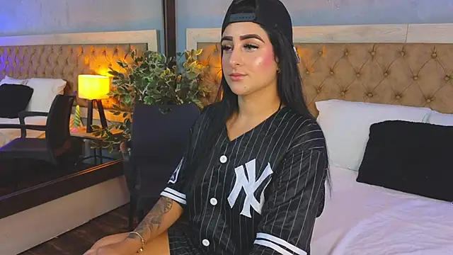 Snapshot of _Linoshka_1 chatting on March 4, 8:05 pm Linoshka 1 online show from March 4, 8:05 pm