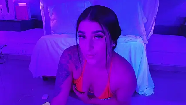 Snapshot of _Linoshka_1 chatting on September 13, 8:52 pm Linoshka 1 online show from September 13, 8:52 pm