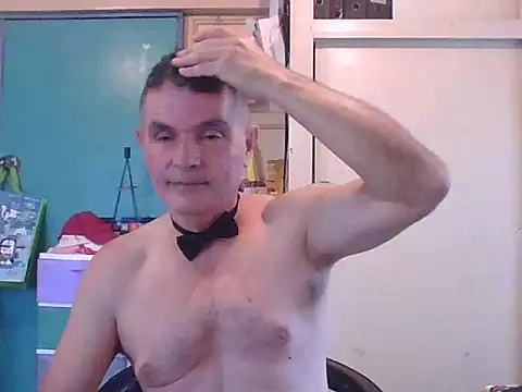 kavir-sebastien online show from October 4, 8:29 pm