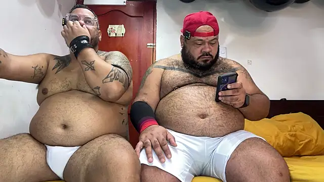 Latino bigcock online show from October 26, 9:10 pm