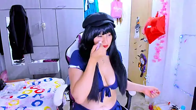 SofiaOlivares online show from January 7, 12:35 am