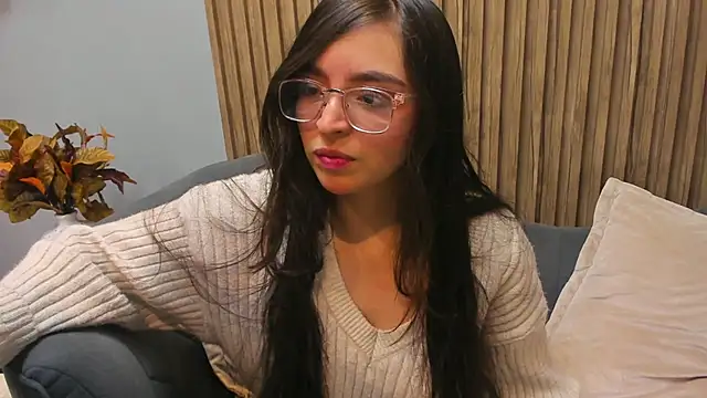 Eva Macalliter online show from March 21, 4:06 am