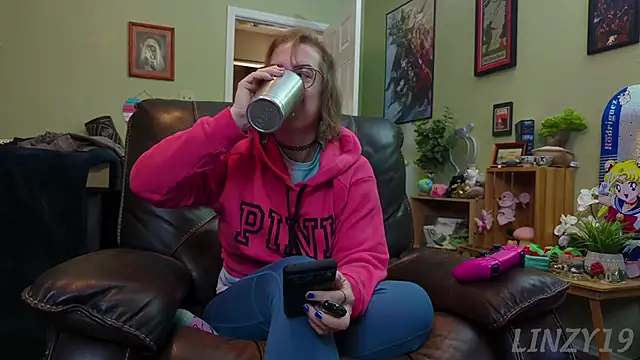 Linzy 19 online show from January 23, 7:51 pm