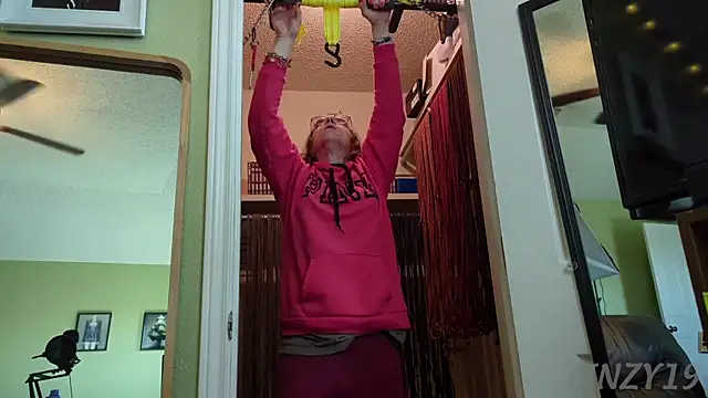 Linzy 19 online show from January 30, 8:42 pm