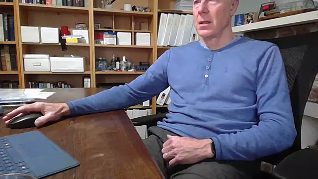 jiggy77777 online show from October 19, 9:59 pm