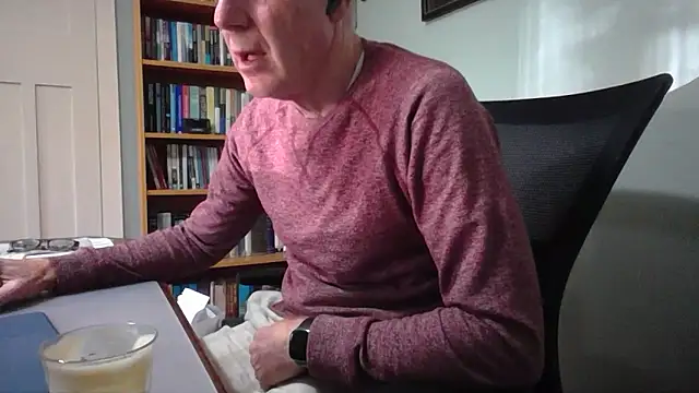 jiggy77777 online show from February 6, 10:35 pm