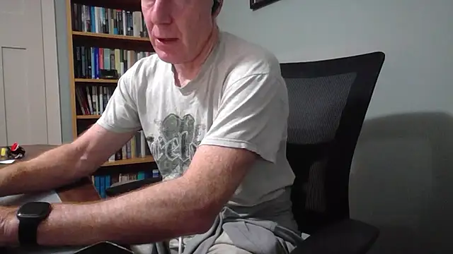 jiggy77777 online show from February 15, 9:44 pm