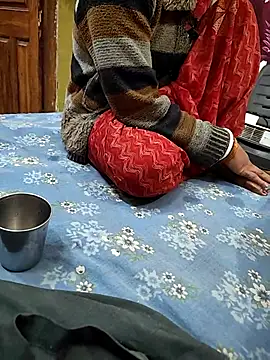 COUPLLE VILLAGE online show from February 11, 4:28 am