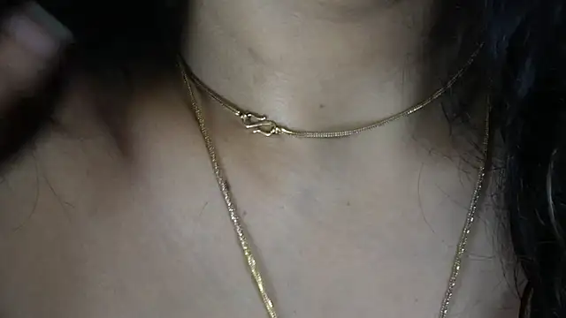 Snapshot of -AyeshaSinghania- chatting on January 31, 5:21 pm -AyeshaSinghania- online show from January 31, 5:21 pm