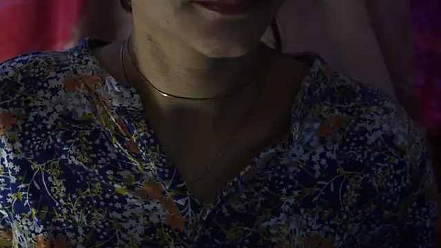 Snapshot of -AyeshaSinghania- chatting on November 26, 10:05 am -AyeshaSinghania- online show from November 26, 10:05 am