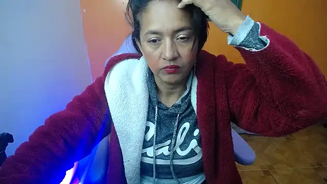 Snapshot of daleska_ayala_1 chatting on February 9, 3:32 am daleska ayala 1 online show from February 9, 3:32 am