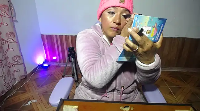 Snapshot of daleska_ayala_1 chatting on March 13, 6:45 pm daleska ayala 1 online show from March 13, 6:45 pm