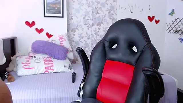 Snapshot of vanessa_cute1 chatting on February 8, 4:25 pm vanessa cute1 online show from February 8, 4:25 pm