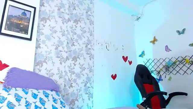 Snapshot of vanessa_cute1 chatting on February 24, 7:41 pm vanessa cute1 online show from February 24, 7:41 pm