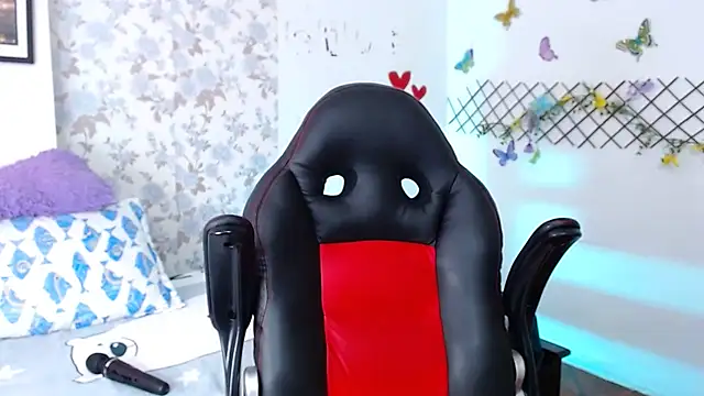 Snapshot of vanessa_cute1 chatting on February 26, 7:49 pm vanessa cute1 online show from February 26, 7:49 pm