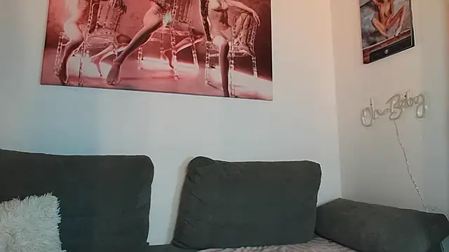 Snapshot of LessiaMia chatting on March 5, 12:38 am LessiaMia online show from March 5, 12:38 am