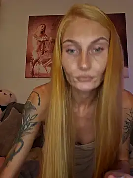 Snapshot of LessiaMia chatting on November 29, 3:26 pm LessiaMia online show from November 29, 3:26 pm