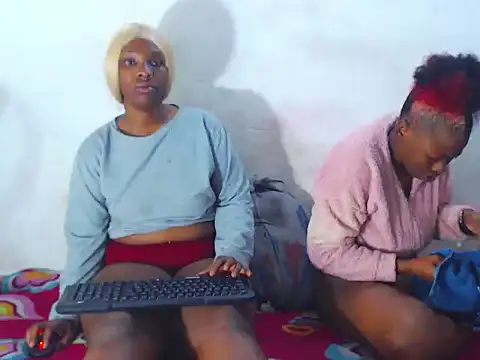 Snapshot of The_wickles_4443 chatting on January 18, 6:45 am The wickles 4443 online show from January 18, 6:45 am