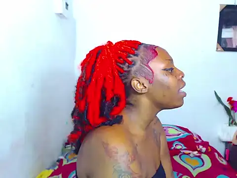 Snapshot of The_wickles_4443 chatting on February 15, 4:45 pm The wickles 4443 online show from February 15, 4:45 pm