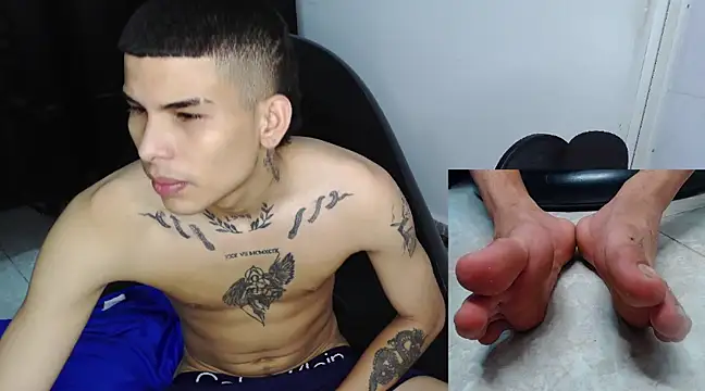 hot king20 online show from February 8, 6:01 pm