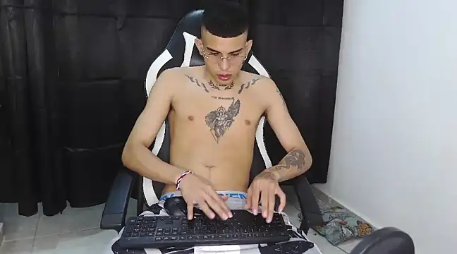 hot king20 online show from March 8, 4:23 am