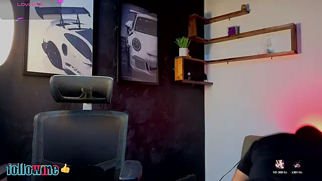 Snapshot of Andrew_Brown chatting on October 29, 4:20 pm Andrew Brown online show from October 29, 4:20 pm