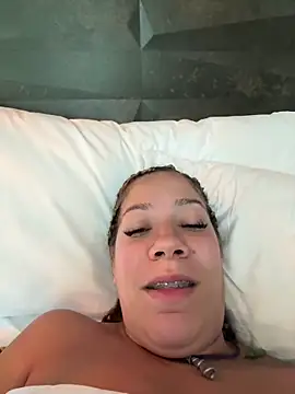 Bigbuttbrooklynn online show from September 11, 6:19 pm