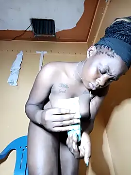 booty big online show from September 10, 1:33 pm