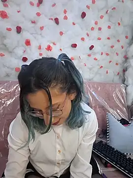 SkarletJhonson  online show from September 25, 7:34 am