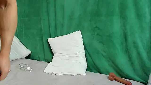 Georgearmwrestler online show from January 8, 4:33 pm